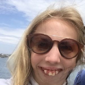 Meet your Posher, Faith